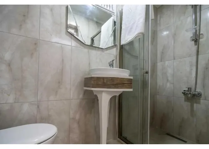 Elit Lara 3*