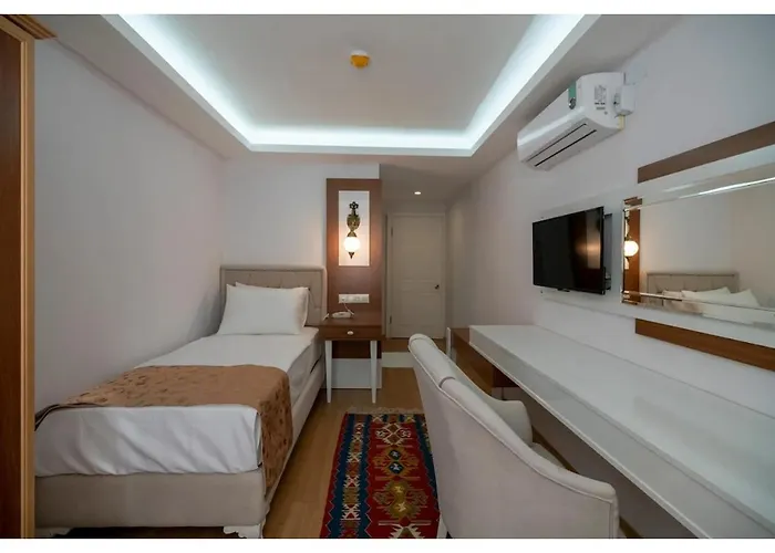 Hotell Elit Lara Salihli