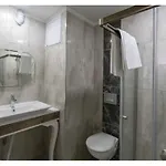 Hotel Elit Lara 3*