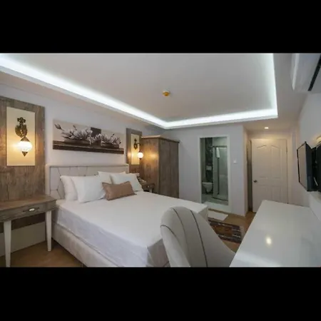 Elit Lara Hotel 3*