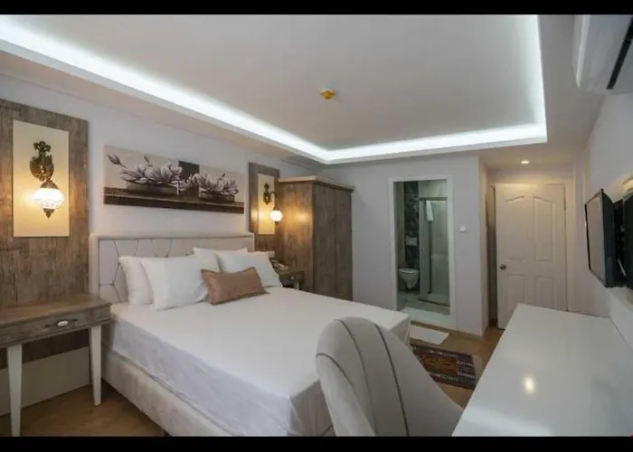 Elit Lara Hotel 3*
